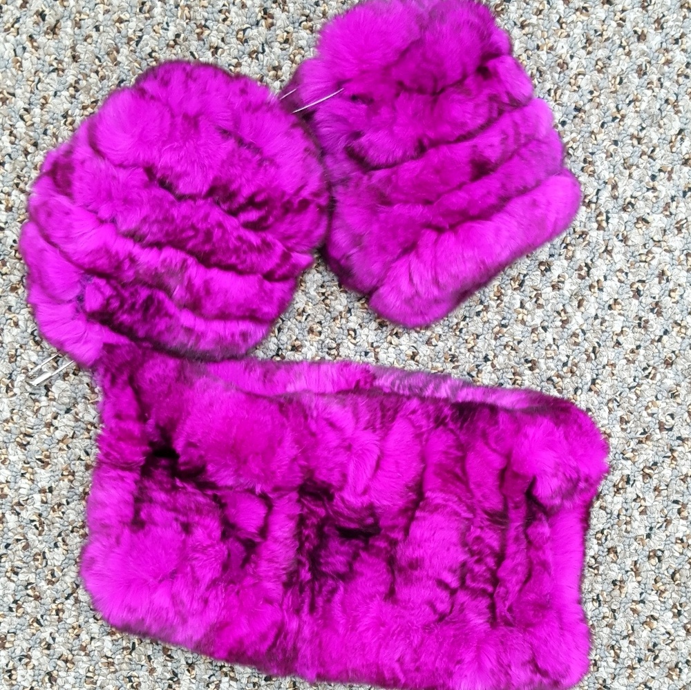 RESTOCKED Knitted Rex Rabbit Fur Accessories Set